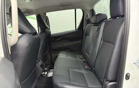 Toyota Hilux, 2025 год, 7 480 000 рублей, 19 фотография