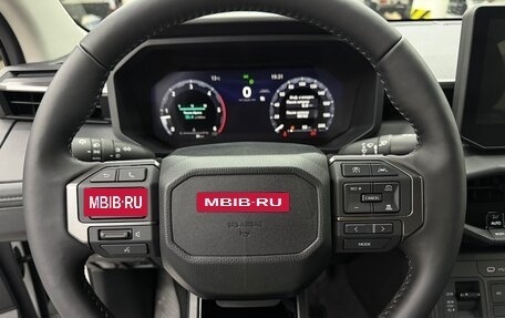 Toyota Hilux, 2025 год, 7 480 000 рублей, 7 фотография