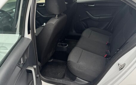 Skoda Rapid I, 2018 год, 1 320 000 рублей, 9 фотография