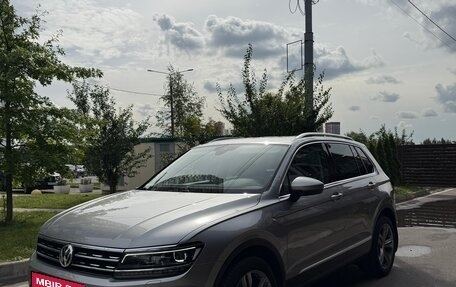 Volkswagen Tiguan II, 2020 год, 3 800 000 рублей, 2 фотография