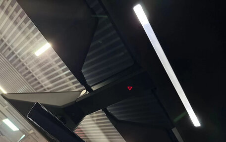 Tesla Cybertruck, 2025 год, 21 000 000 рублей, 14 фотография