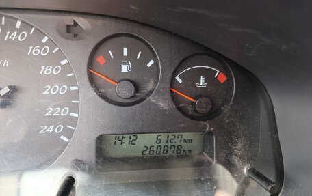 Nissan Almera, 2002 год, 200 000 рублей, 4 фотография