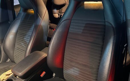 Mercedes-Benz GLA, 2017 год, 2 200 000 рублей, 12 фотография