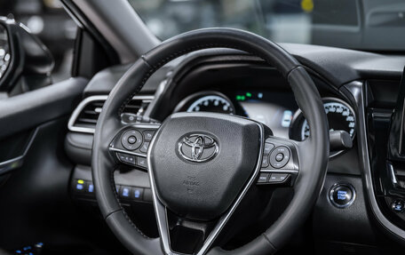 Toyota Camry, 2023 год, 3 100 000 рублей, 9 фотография