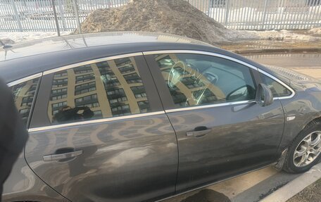 Opel Astra J, 2012 год, 620 000 рублей, 2 фотография