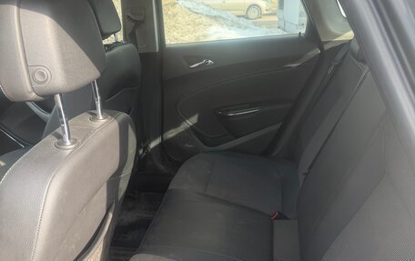 Opel Astra J, 2012 год, 620 000 рублей, 10 фотография