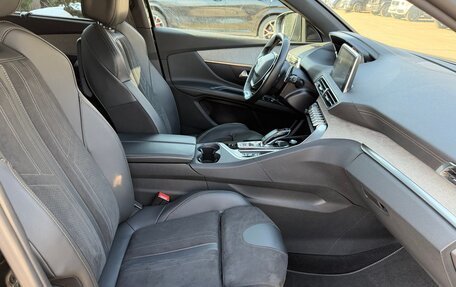 Peugeot 5008 II, 2021 год, 2 999 000 рублей, 13 фотография