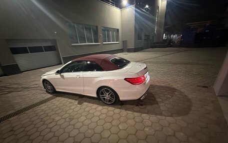 Mercedes-Benz E-Класс, 2014 год, 3 700 000 рублей, 4 фотография