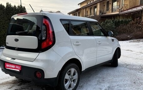 KIA Soul II рестайлинг, 2018 год, 1 590 000 рублей, 4 фотография