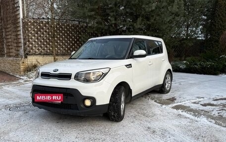 KIA Soul II рестайлинг, 2018 год, 1 590 000 рублей, 9 фотография