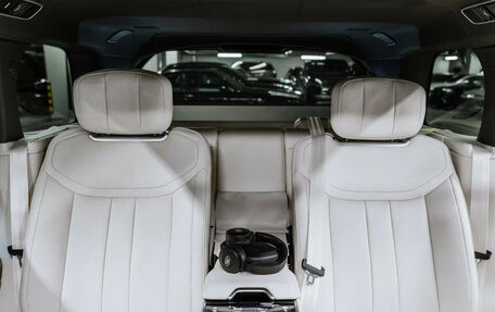 Land Rover Range Rover IV рестайлинг, 2025 год, 23 700 000 рублей, 17 фотография