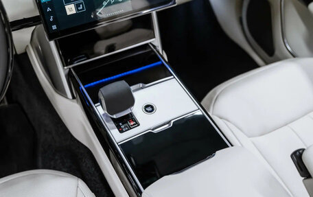 Land Rover Range Rover IV рестайлинг, 2025 год, 23 700 000 рублей, 13 фотография