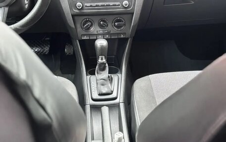 Skoda Rapid I, 2014 год, 790 000 рублей, 18 фотография