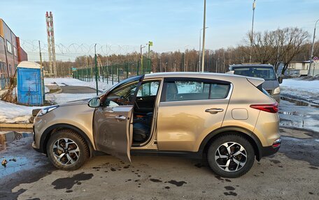 KIA Sportage IV рестайлинг, 2018 год, 2 180 000 рублей, 10 фотография