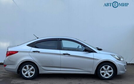 Hyundai Solaris II рестайлинг, 2014 год, 800 000 рублей, 4 фотография