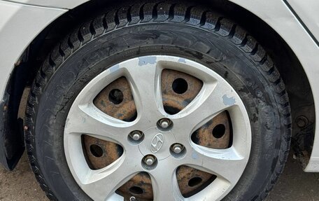 Hyundai Solaris II рестайлинг, 2014 год, 800 000 рублей, 13 фотография