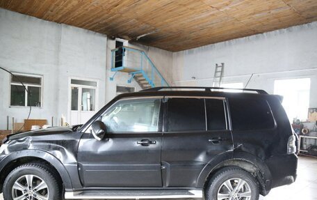 Mitsubishi Pajero IV, 2018 год, 2 250 000 рублей, 3 фотография