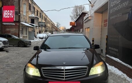 Mercedes-Benz C-Класс, 2011 год, 1 200 000 рублей, 2 фотография