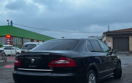 Skoda Superb III рестайлинг, 2011 год, 1 200 000 рублей, 5 фотография