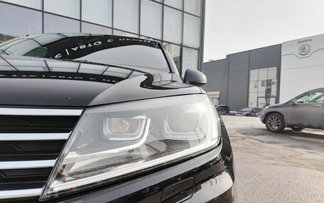 Volkswagen Touareg III, 2017 год, 3 280 000 рублей, 21 фотография