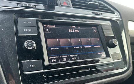 Volkswagen Tiguan II, 2018 год, 2 275 000 рублей, 15 фотография