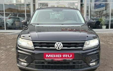 Volkswagen Tiguan II, 2018 год, 2 275 000 рублей, 3 фотография