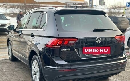 Volkswagen Tiguan II, 2018 год, 2 275 000 рублей, 7 фотография