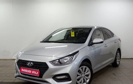 Hyundai Solaris II рестайлинг, 2018 год, 1 070 000 рублей, 1 фотография