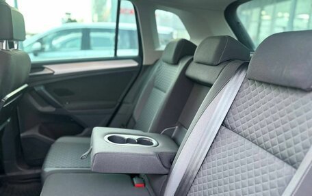 Volkswagen Tiguan II, 2018 год, 2 275 000 рублей, 22 фотография