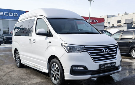 Hyundai Grand Starex Grand Starex I рестайлинг 2, 2019 год, 3 899 000 рублей, 7 фотография