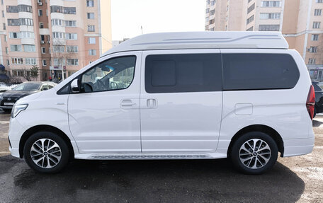 Hyundai Grand Starex Grand Starex I рестайлинг 2, 2019 год, 3 899 000 рублей, 12 фотография
