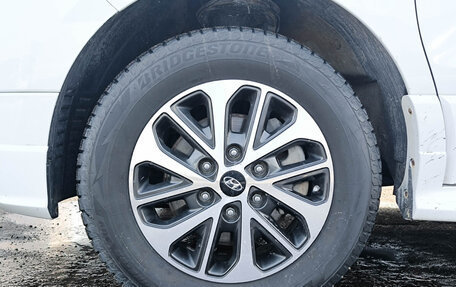 Hyundai Grand Starex Grand Starex I рестайлинг 2, 2019 год, 3 899 000 рублей, 22 фотография