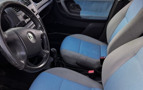 Skoda Fabia II, 2009 год, 330 000 рублей, 4 фотография