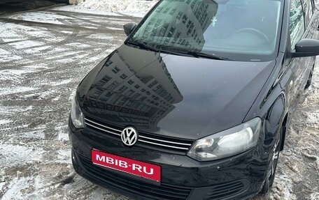 Volkswagen Polo VI (EU Market), 2014 год, 812 000 рублей, 1 фотография
