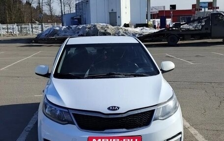KIA Rio III рестайлинг, 2015 год, 650 000 рублей, 1 фотография