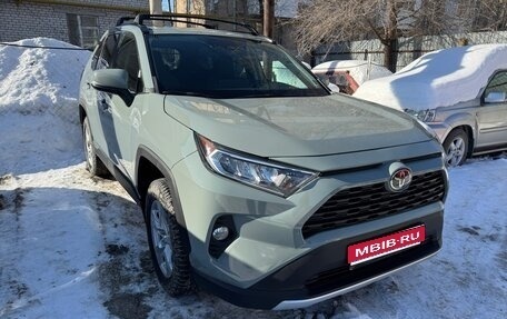 Toyota RAV4, 2021 год, 3 700 000 рублей, 1 фотография