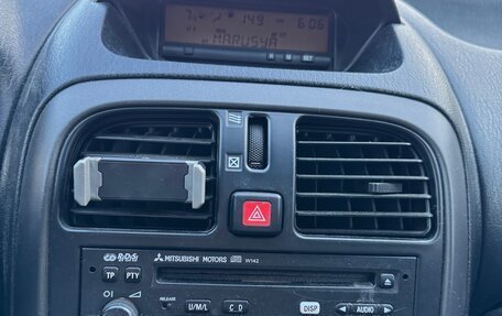 Mitsubishi Carisma I, 2003 год, 500 000 рублей, 13 фотография