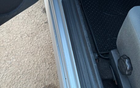 Mitsubishi Carisma I, 2003 год, 500 000 рублей, 9 фотография