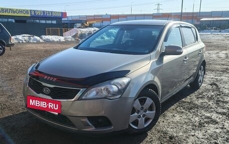 KIA cee'd I рестайлинг, 2011 год, 600 000 рублей, 5 фотография