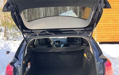 Opel Astra J, 2011 год, 660 000 рублей, 6 фотография