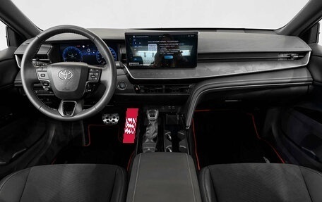 Toyota Camry, 2024 год, 4 250 000 рублей, 13 фотография