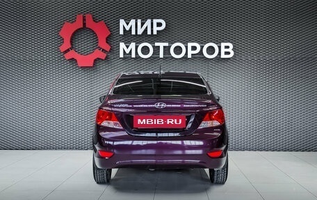 Hyundai Solaris II рестайлинг, 2011 год, 900 000 рублей, 5 фотография