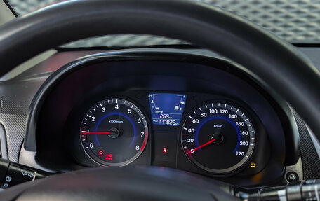 Hyundai Solaris II рестайлинг, 2011 год, 900 000 рублей, 25 фотография