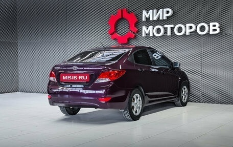 Hyundai Solaris II рестайлинг, 2011 год, 900 000 рублей, 4 фотография