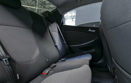 Hyundai Solaris II рестайлинг, 2011 год, 900 000 рублей, 33 фотография