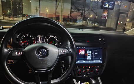 Volkswagen Jetta VI, 2016 год, 1 350 000 рублей, 11 фотография