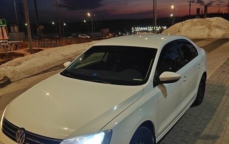 Volkswagen Jetta VI, 2016 год, 1 350 000 рублей, 13 фотография