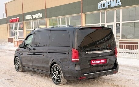 Mercedes-Benz V-Класс, 2020 год, 6 200 000 рублей, 3 фотография