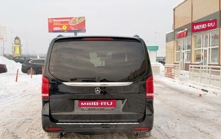 Mercedes-Benz V-Класс, 2020 год, 6 200 000 рублей, 2 фотография