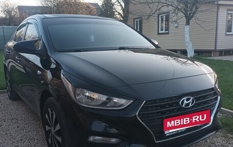 Hyundai Solaris II рестайлинг, 2018 год, 1 140 000 рублей, 3 фотография